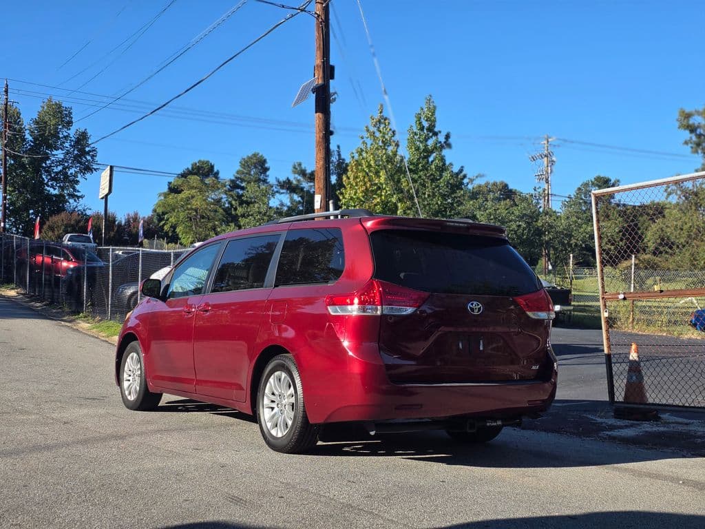 Vehicle photo