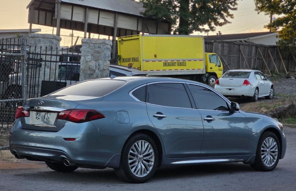 Vehicle photo