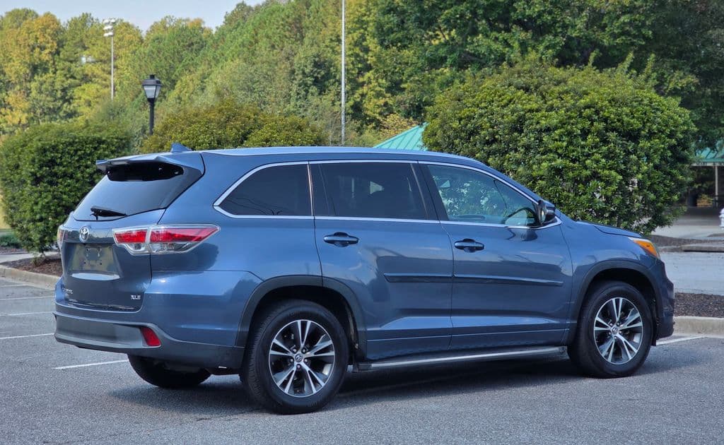 Vehicle photo