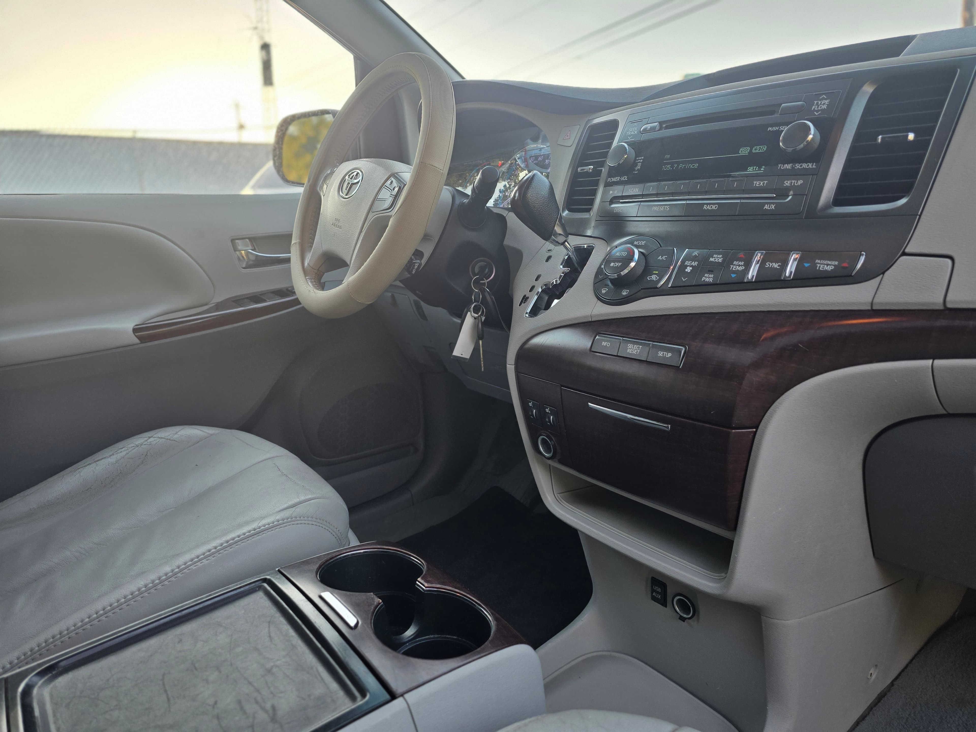 Vehicle photo