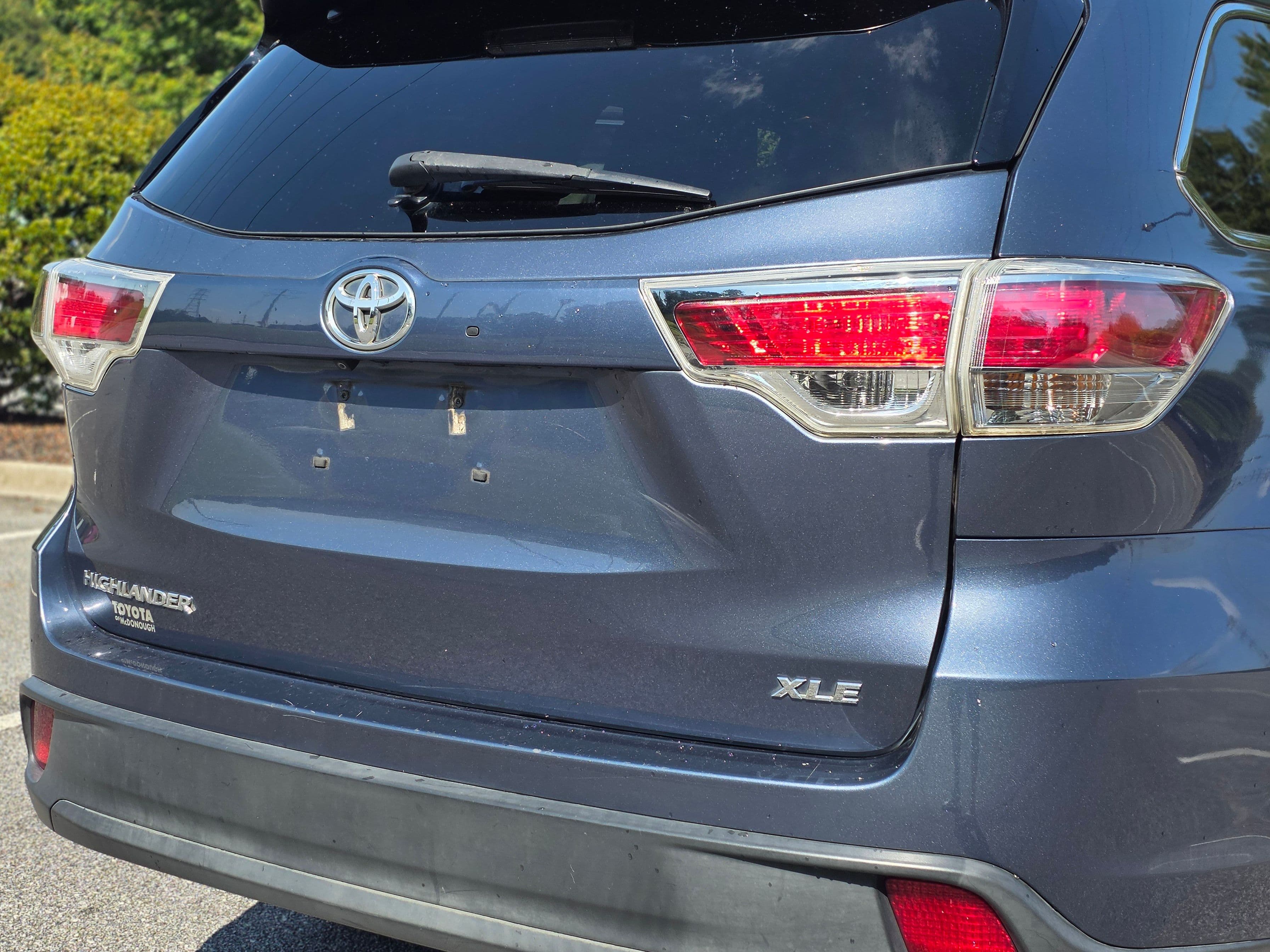 Vehicle photo